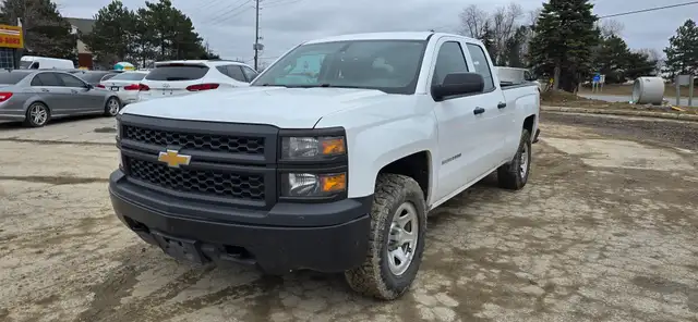 2015 Chevrolet Silverado 1500 4x4 - 4 Doors - ONLY 111000km's! - Photo 3