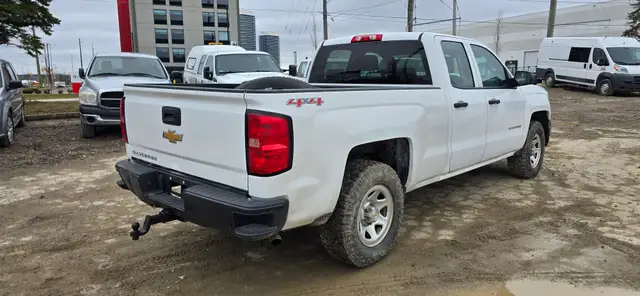 2015 Chevrolet Silverado 1500 4x4 - 4 Doors - ONLY 111000km's! - Photo 5