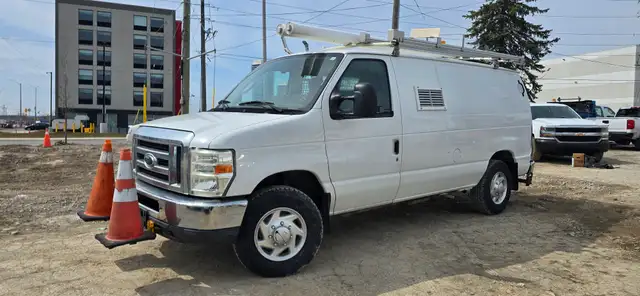 2011 Ford Econoline Cargo Van Commercial E-350 Genorator!