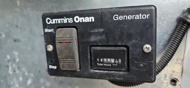 2011 Ford Econoline Cargo Van Commercial E-350 Genorator! - Photo 9