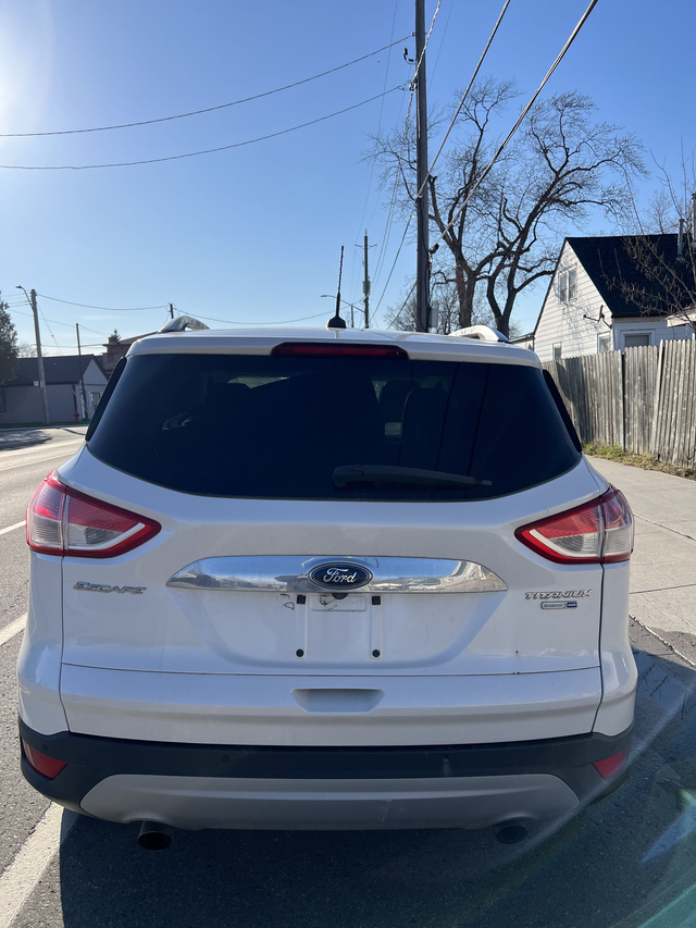 2015 Ford Escape - Photo 3