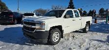 2016 Chevrolet Silverado 1500 Work Truck - 4x4 - Loaded interior