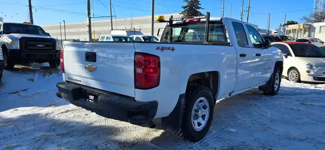2016 Chevrolet Silverado 1500 Work Truck - 4x4 - Loaded interior - Photo 4