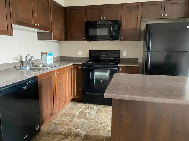 Condo for sale in Weyburn - Photo 2