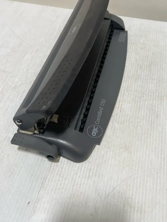 GBC CombBind C50 is perfect for all your binding needs - Photo 7