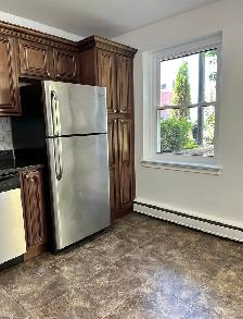 2 Bedroom Condo near Brockville General Hospital