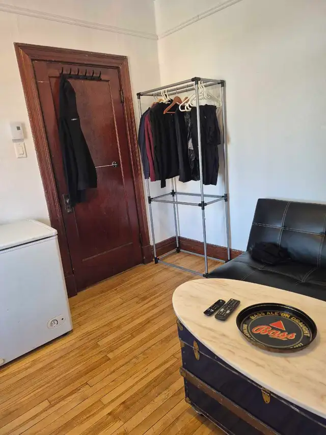 Room and Office space to rent near University Laval - Photo 5