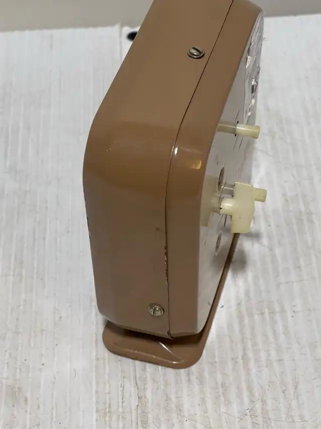 Westclox Alarm Clock - Photo 2