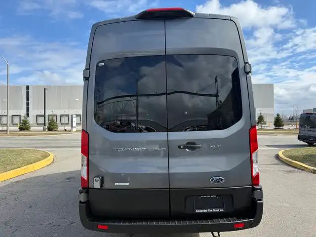 2022 Ford Transit Passenger Wagon Transit T-350 - Passenger - Photo 7