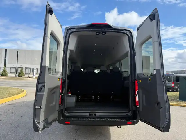 2022 Ford Transit Passenger Wagon Transit T-350 - Passenger - Photo 10
