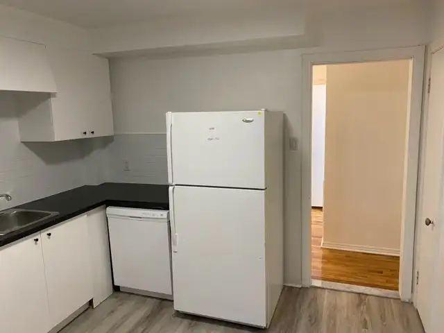 Apartment 4 1/2 for rent in  cotes des neiges for July - Photo 8