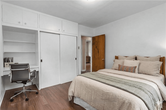 2 Bed - 1 Bath | 15 min walk to Western - Photo 2