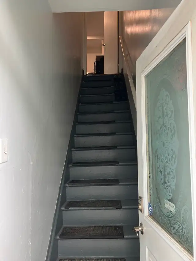 2 bedroom in upper duplex July 1st