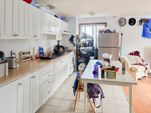 3 Bedroom for Lease Rent Waterloo Walk to University UW WLU 5.1 - Photo 9