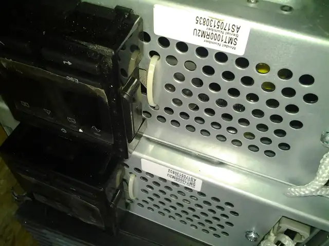 APC SMART SMT1000RM2U short body ups still has cellophane on lcd - Photo 2