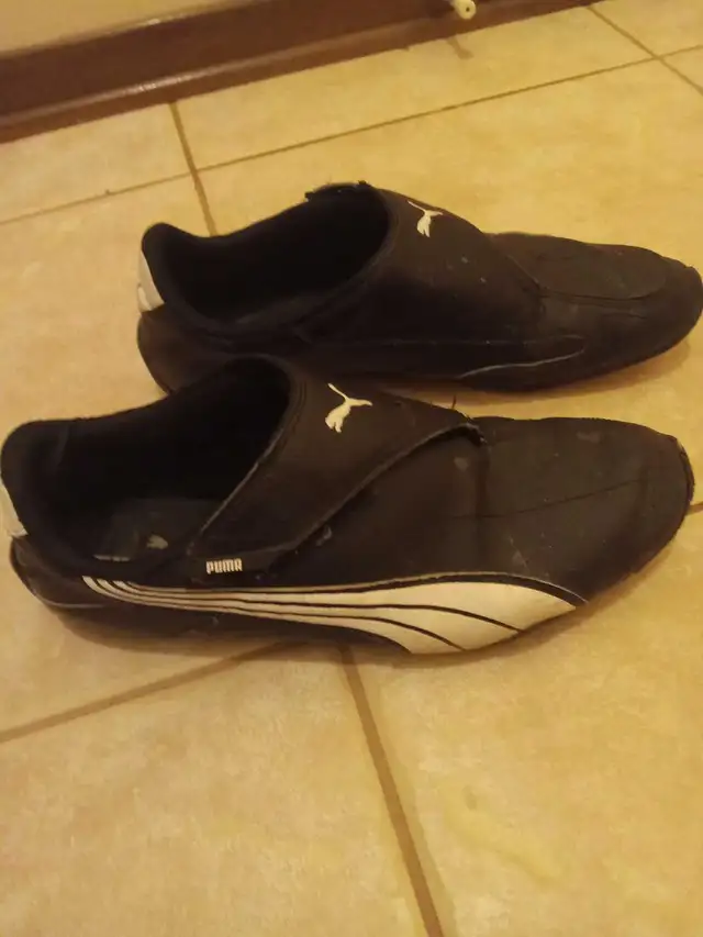 Puma Shoes Size 11 Excellent Condition