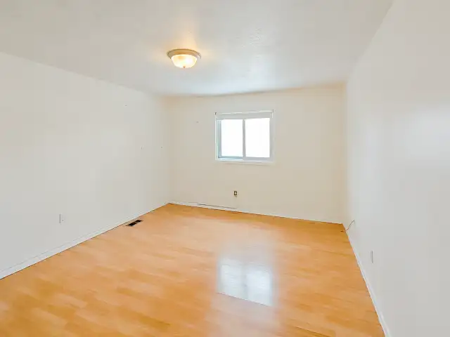 Several Private Rooms for Lease Rent Waterloo Walk to UW WLU 5.1 - Photo 5