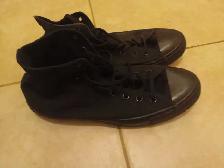 Converse High Tops Size 13 Excellent Condition