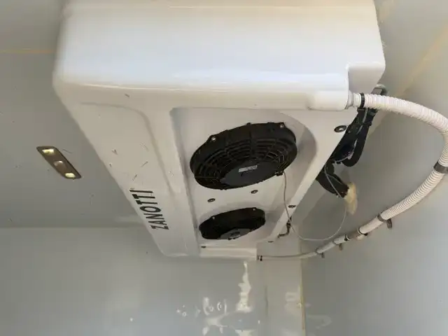 2015 GMC Savana Cargo Van SAVANA - REEFER - Photo 14