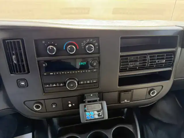 2015 GMC Savana Cargo Van SAVANA - REEFER - Photo 15