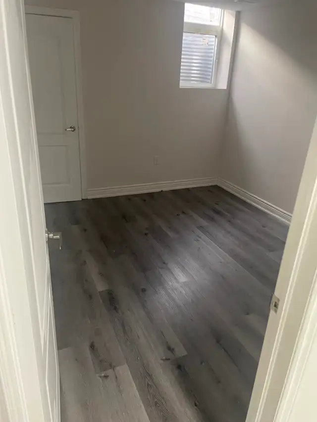 Basement for rent near Queen and  Chinguacousy Brampton - Photo 6