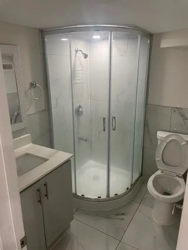 Basement for rent near Queen and  Chinguacousy Brampton - Photo 10