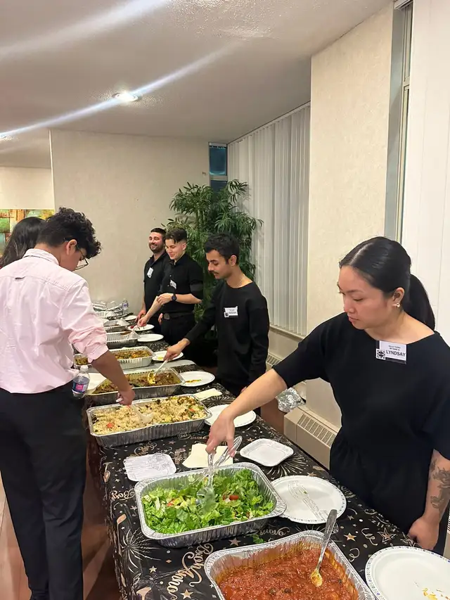 Professional Event Staff Bartender Servers Weddings Birthdays - Photo 3