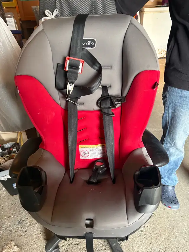 Infant Car Seat - Photo 2