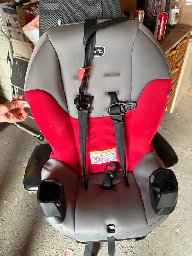 Infant Car Seat - Photo 3