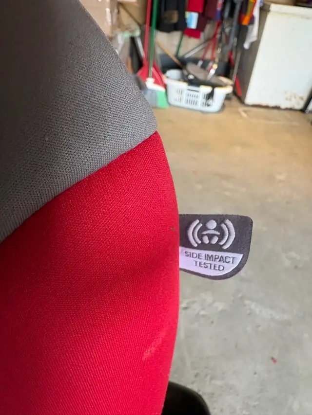 Infant Car Seat - Photo 4