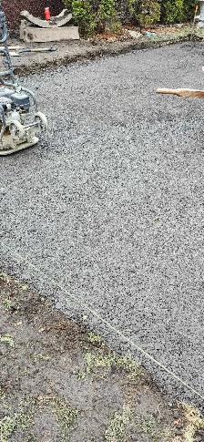 PAVING / PAVÉ SERVICES – PROFESSIONAL & RELIABLE - Photo 3