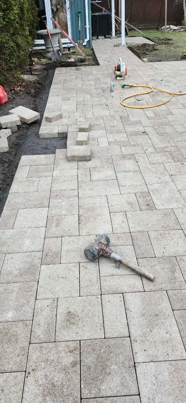 PAVING / PAVÉ SERVICES – PROFESSIONAL & RELIABLE - Photo 6