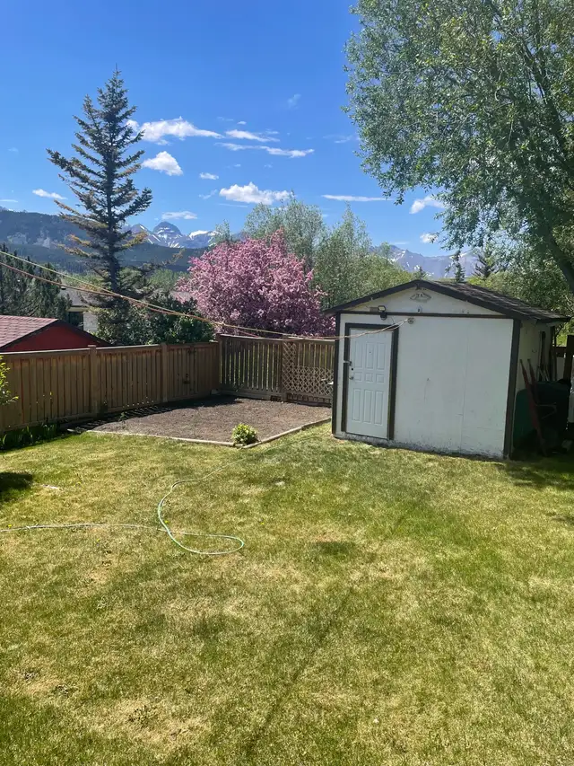 Home for sale - Photo 2