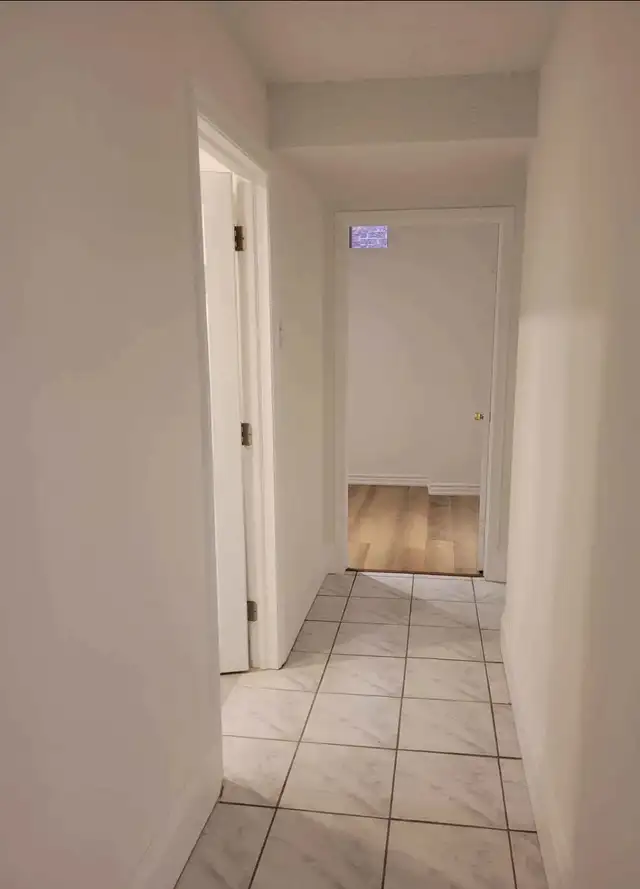 Basement Apartment - Photo 2