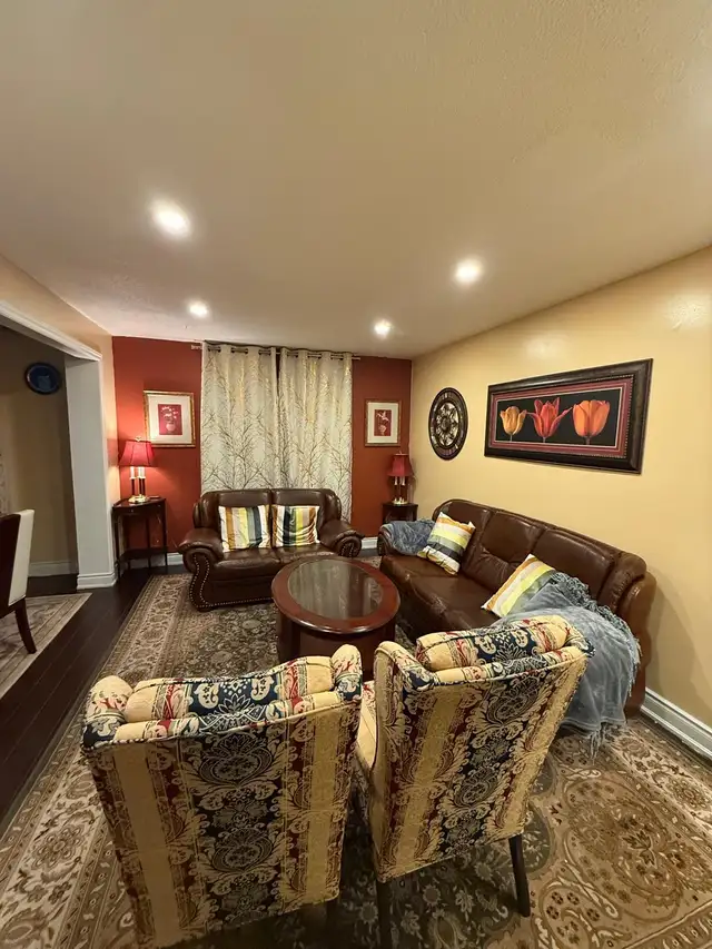 ROOM FOR RENT - Photo 2