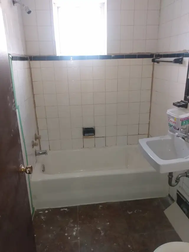 TWO-BEDROOM ON HWY 2 WHITBY ONL $1900 - Photo 8