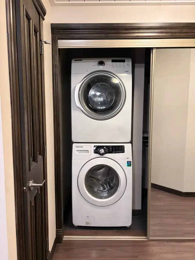 Beautiful 1 Bedroom 1 Bath basement suite for rent in Hewitt cir - Photo 8