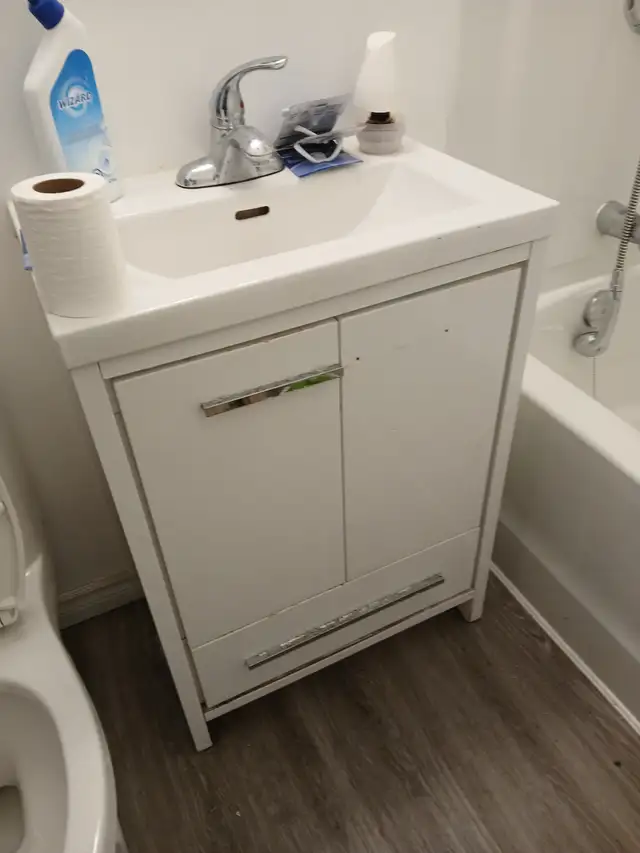 EXECUTIVE 4 BEDROOM APARTMENT - Photo 9