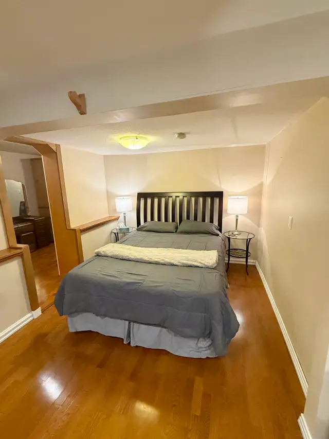 LACOMBE FURNISHED BASEMENT SUITE $1,125 - Photo 6