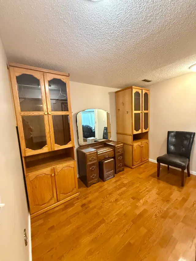 LACOMBE FURNISHED BASEMENT SUITE $1,125 - Photo 8