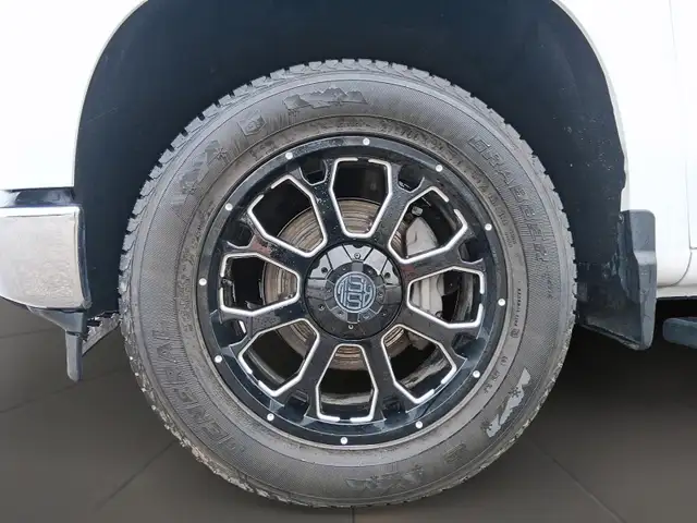 2025 Chevrolet Silverado 1500 Crew Cab Short Box 4-Wheel Drive L - Photo 6