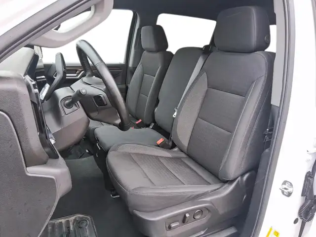 2025 Chevrolet Silverado 1500 Crew Cab Short Box 4-Wheel Drive L - Photo 8