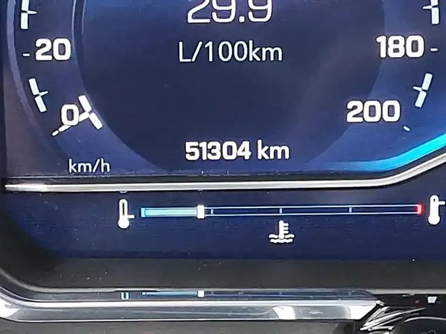 2025 Chevrolet Silverado 1500 Crew Cab Short Box 4-Wheel Drive L - Photo 13