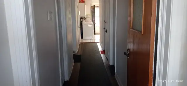 Big room ,For short term rental, Close metro Monk, All included. - Photo 8