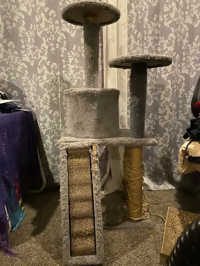 Cat Tree - Photo 2