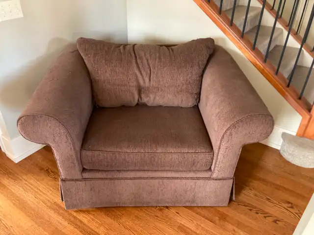 Oversized 1.5 chair