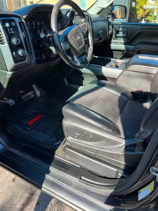 2015 GMC SIERRA IN GREAT SHAPE  zero issues - Photo 5