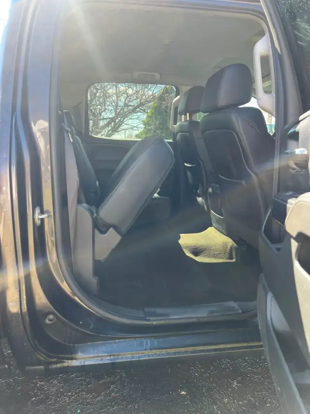 2015 GMC SIERRA IN GREAT SHAPE  zero issues - Photo 8