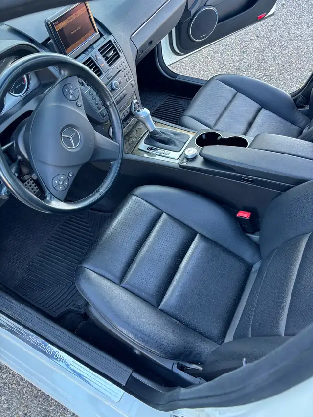 Mercedes Benz C350 4Matic AWD - Photo 6