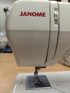 Machine à coudre Janome RE 1306, mains libre, bout. etc